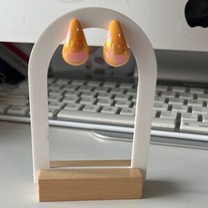 NIP iridescent yellow orange  Teardrop Earrings